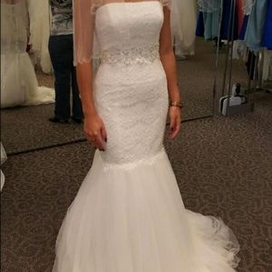 NEW David's Bridal wedding dress